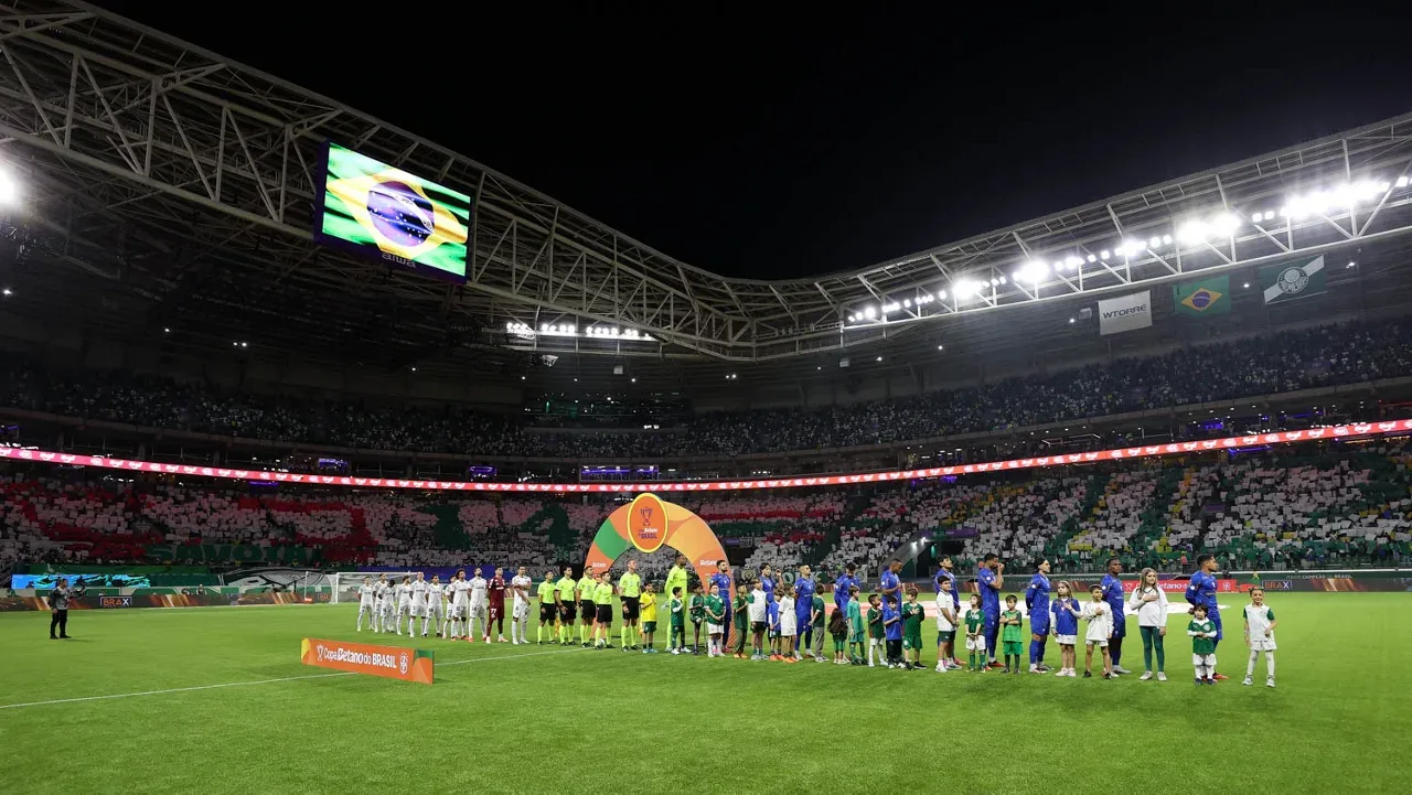 Palmeiras abre venda de ingressos para o Choque-Rei com capacidade reduzida no estádio