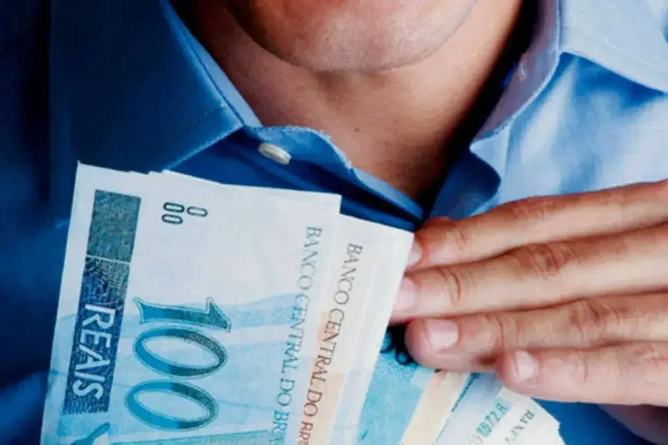 Seu cargo pode valer mais com IA: 7 tarefas que aumentam o valor de um profissional