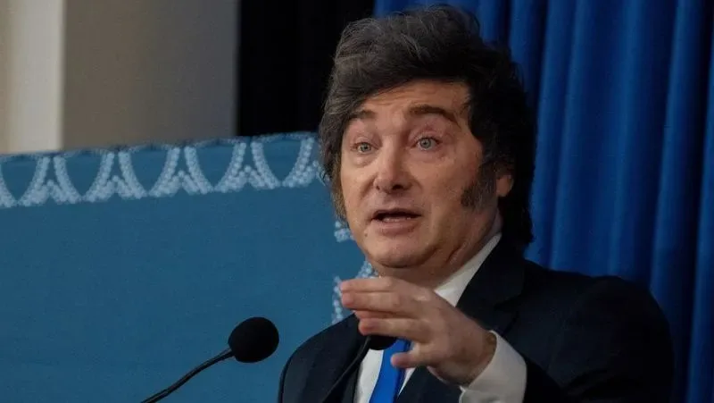 Milei afirma que Argentina iniciou arbitragem internacional contra o Reino
