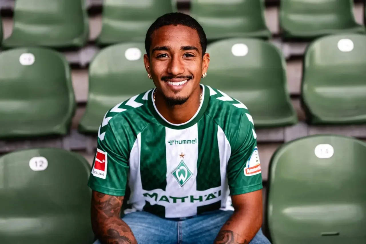 Lateral com passagem pela Seleção Brasileira é emprestado ao Werder Bremen, da Alemanha