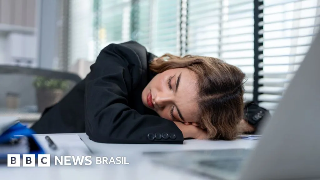 Por que você tem tanto sono às 3 da tarde? O que diz a ciência