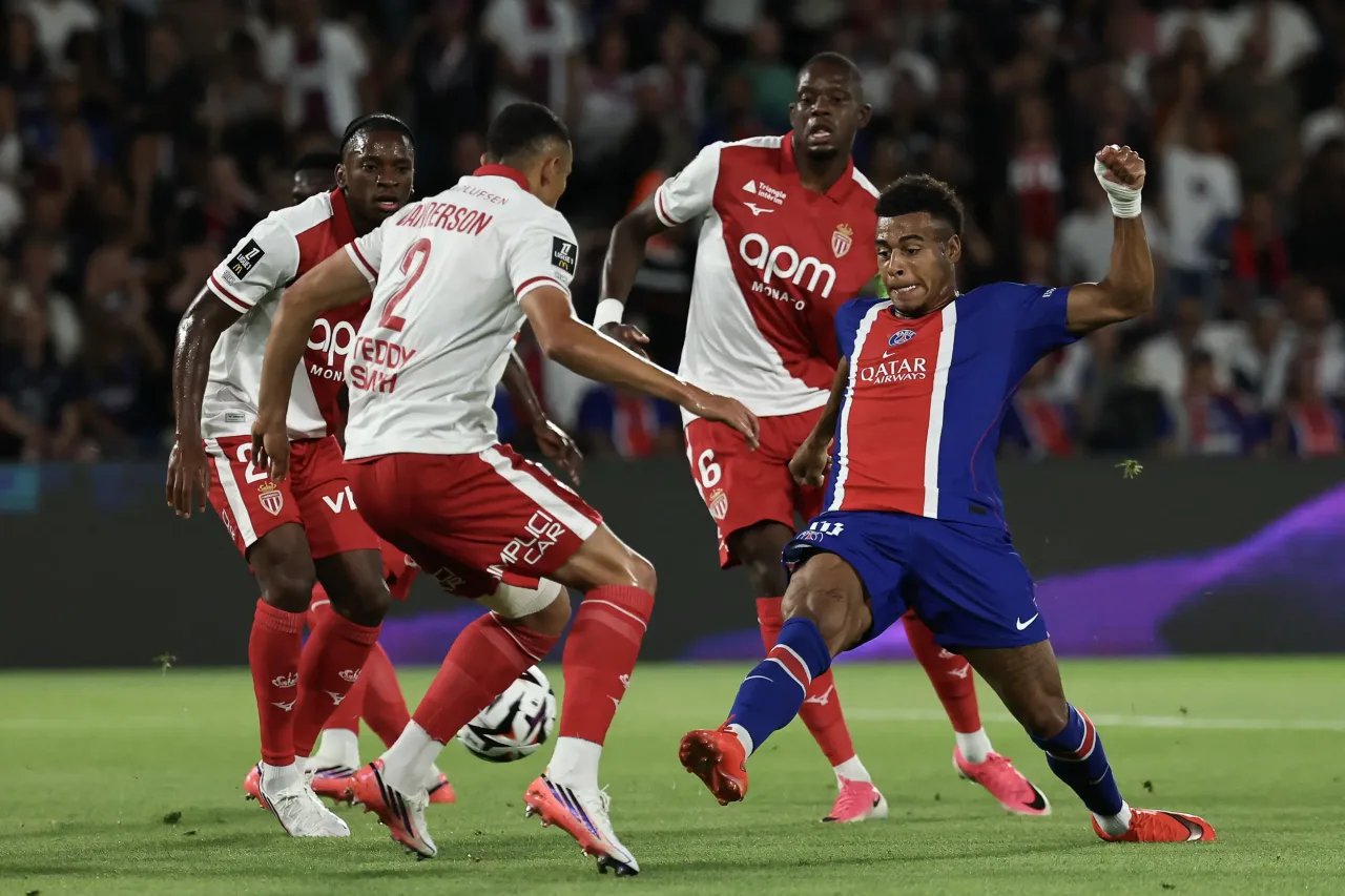 Veja fotos de PSG x Monaco pela terceira rodada do Campeonato Francês