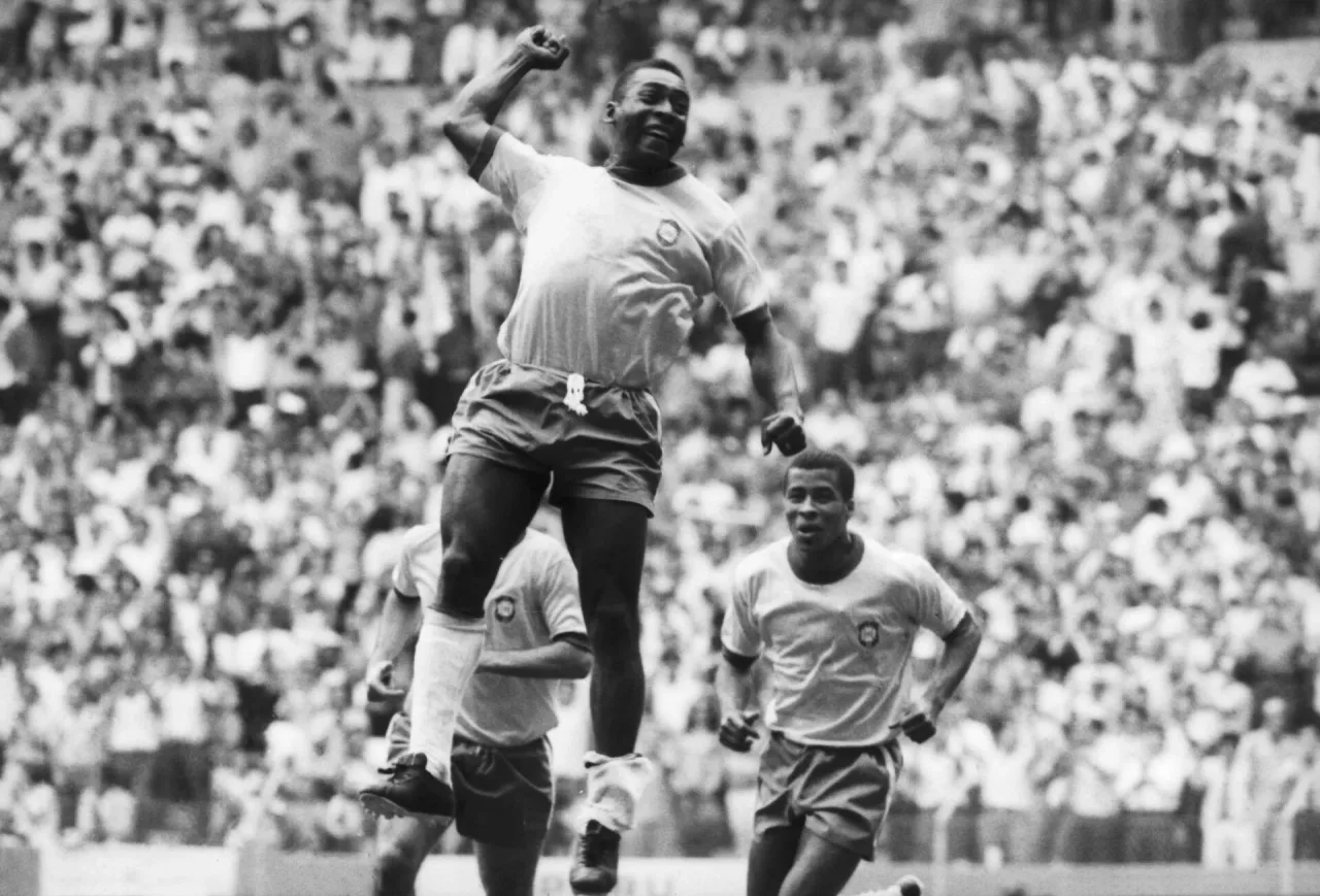 Pelé, Neymar e mais: relembre craques que nunca venceram a Bola de Ouro
