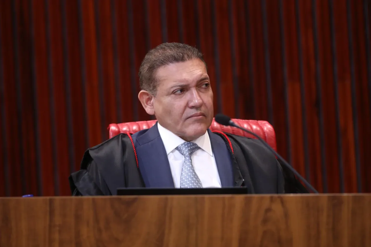 Mensagens de Vorcaro citam pagamento de R$ 500 mil a filho de Nunes