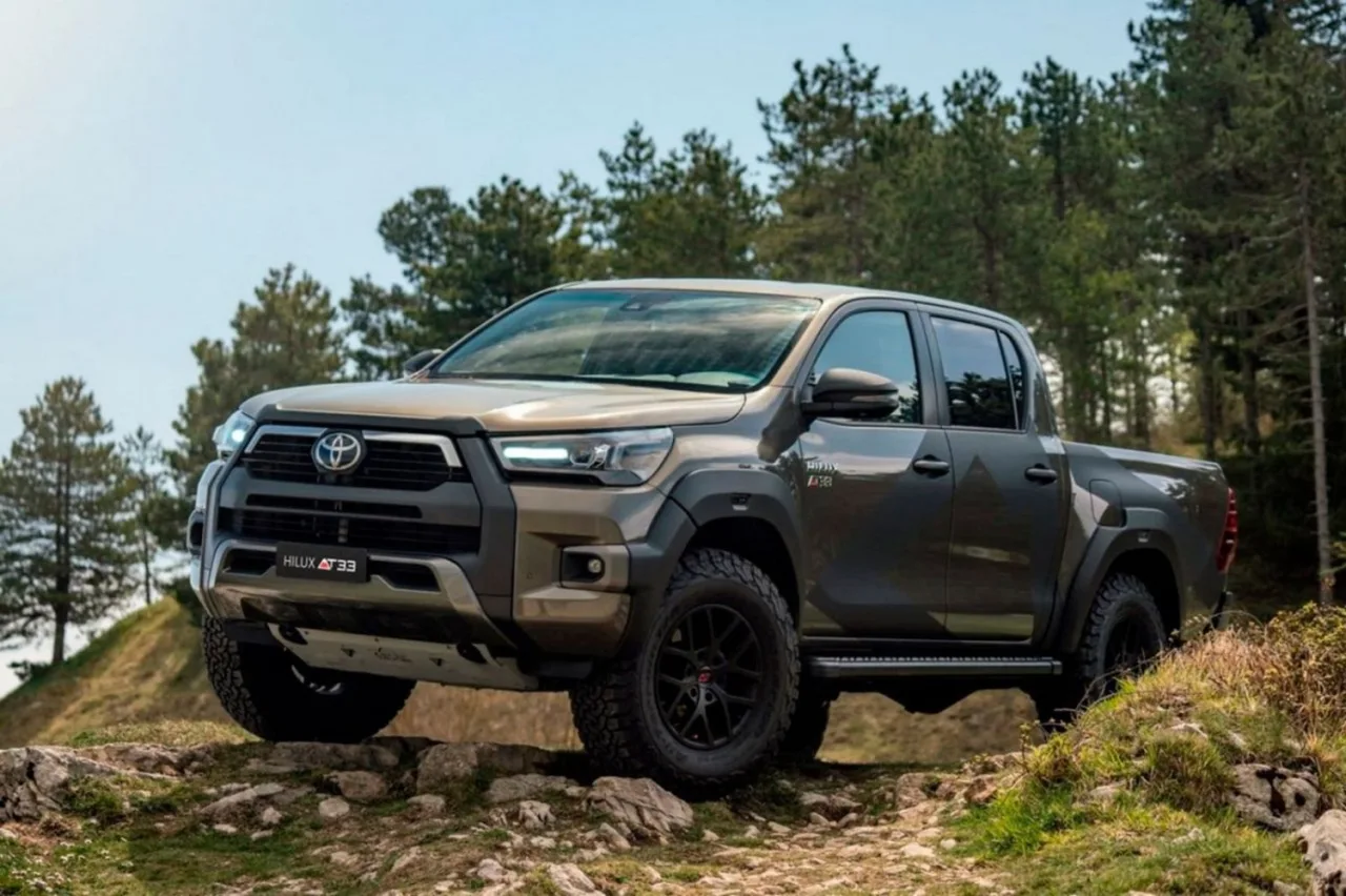 Toyota corta quase R$ 45 mil do preço da Hilux e coloca picape abaixo dos R$ 270 mil