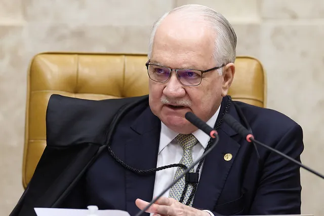 A ‘carapuça’ do STF e do TSE