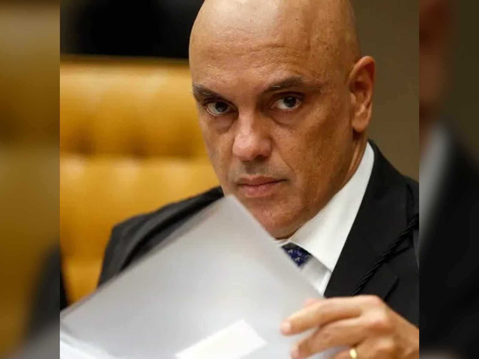 Moraes aplica multa de R$ 5 mil a advogado de réu do 8/1 por uso de prompt oculto de IA para manipular sistema do STF