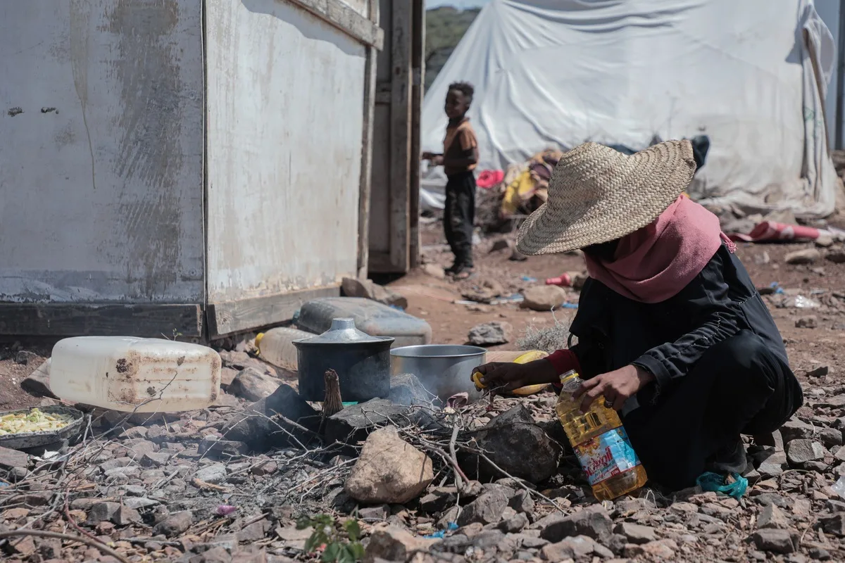 Mais de 250 mil pessoas abandonaram suas casas devido à guerra no Iêmen