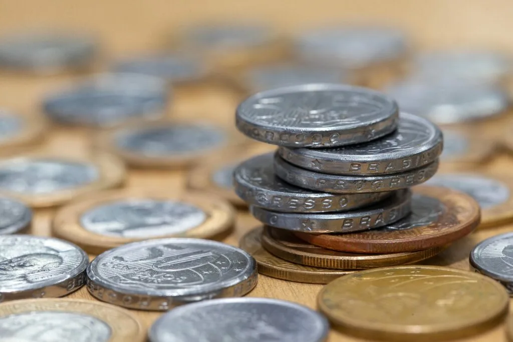 União paga R$ 244 milhões em dívidas de estados e municípios em setembro