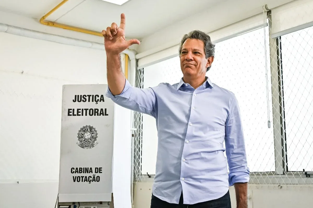 PT paulista se reúne para discutir futuro de Haddad e plano para 2º turno