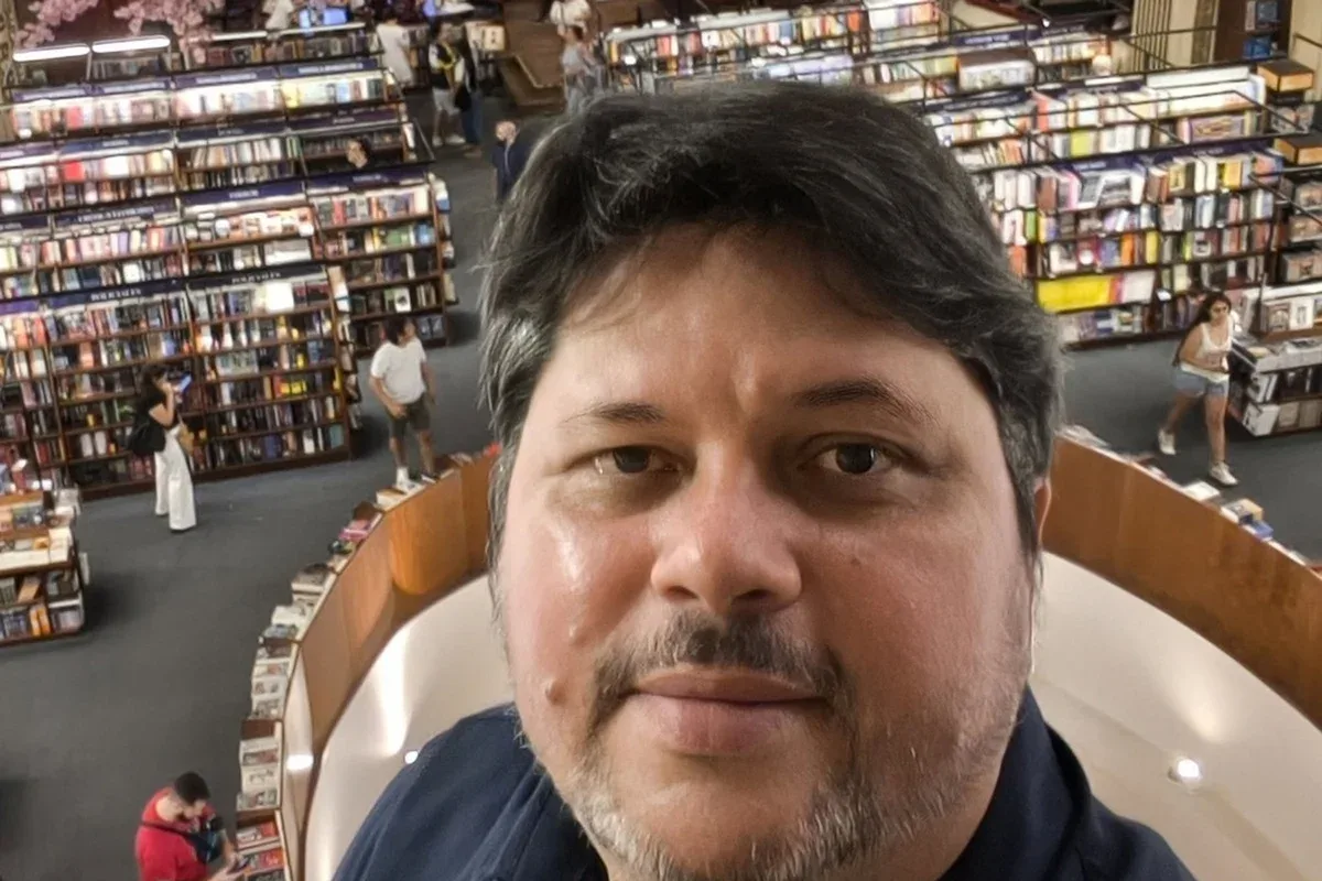 Governo da Argentina deporta jornalista brasileiro crítico de Javier Milei