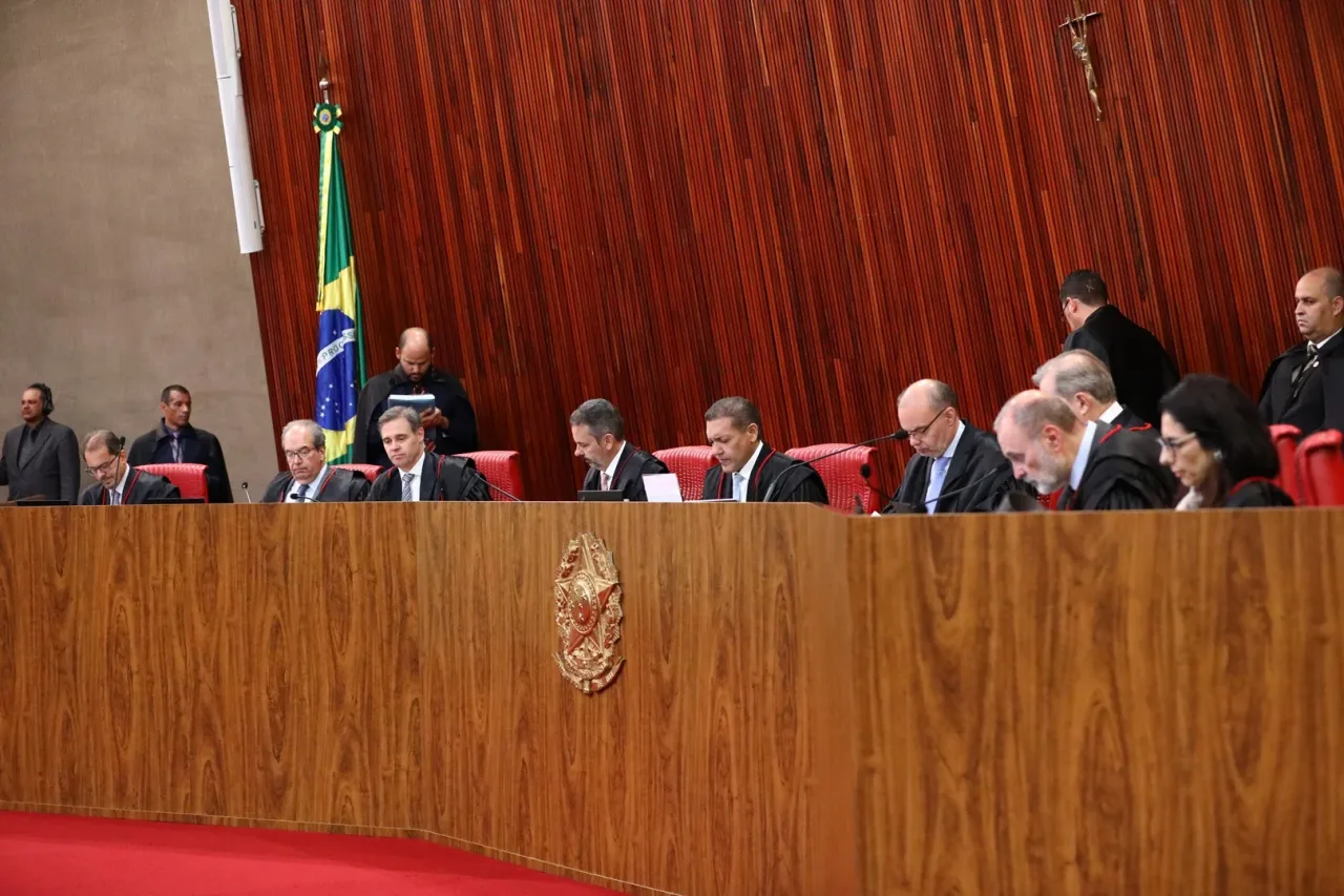 TSE cria regras sobre canais de campanha no WhatsApp