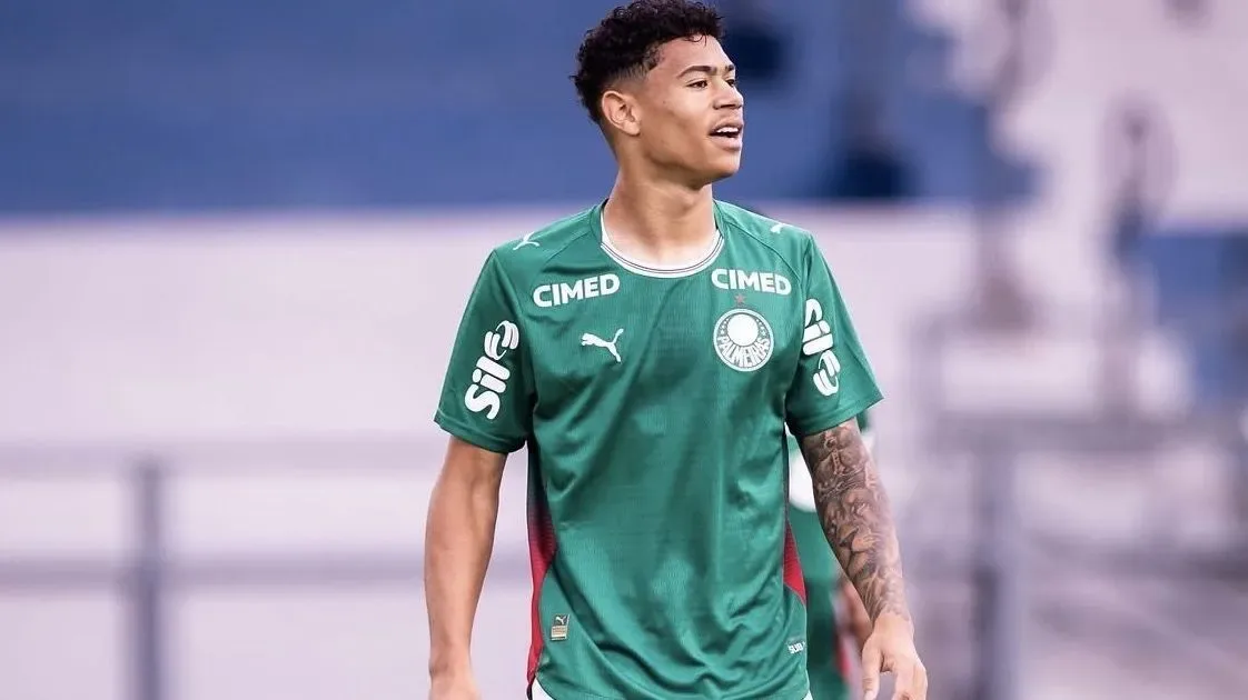 Cuca explica discussão com Gabigol no empate entre Palmeiras e Santos