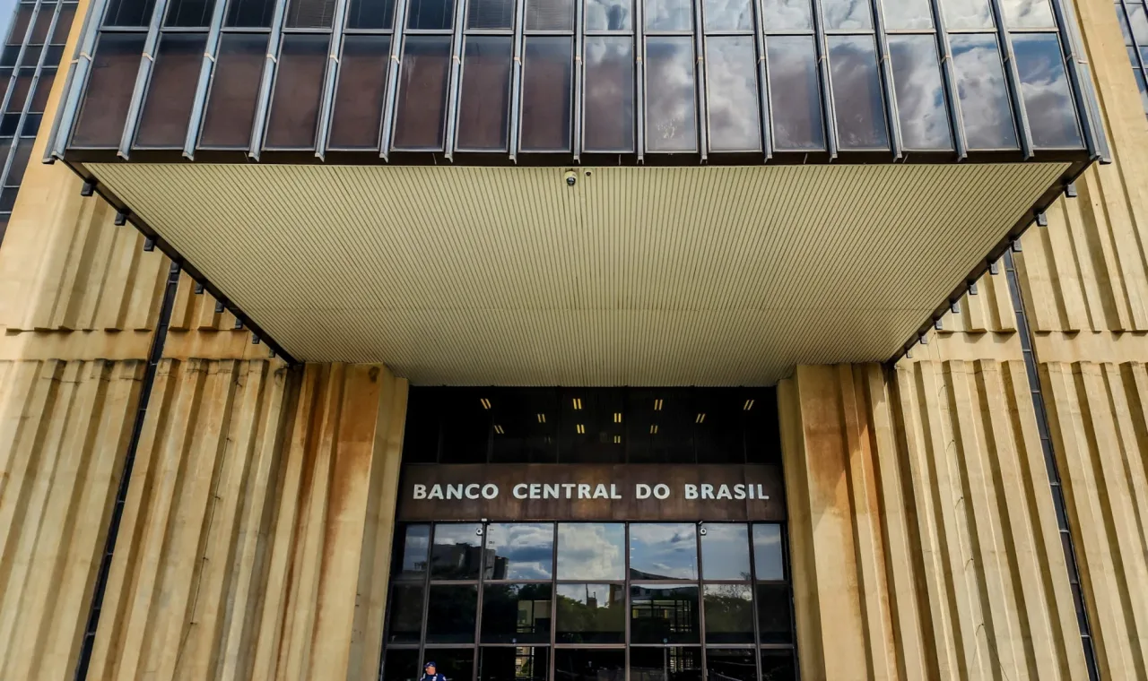 BC prepara mais regras contra superendividamento até o fim de 2026