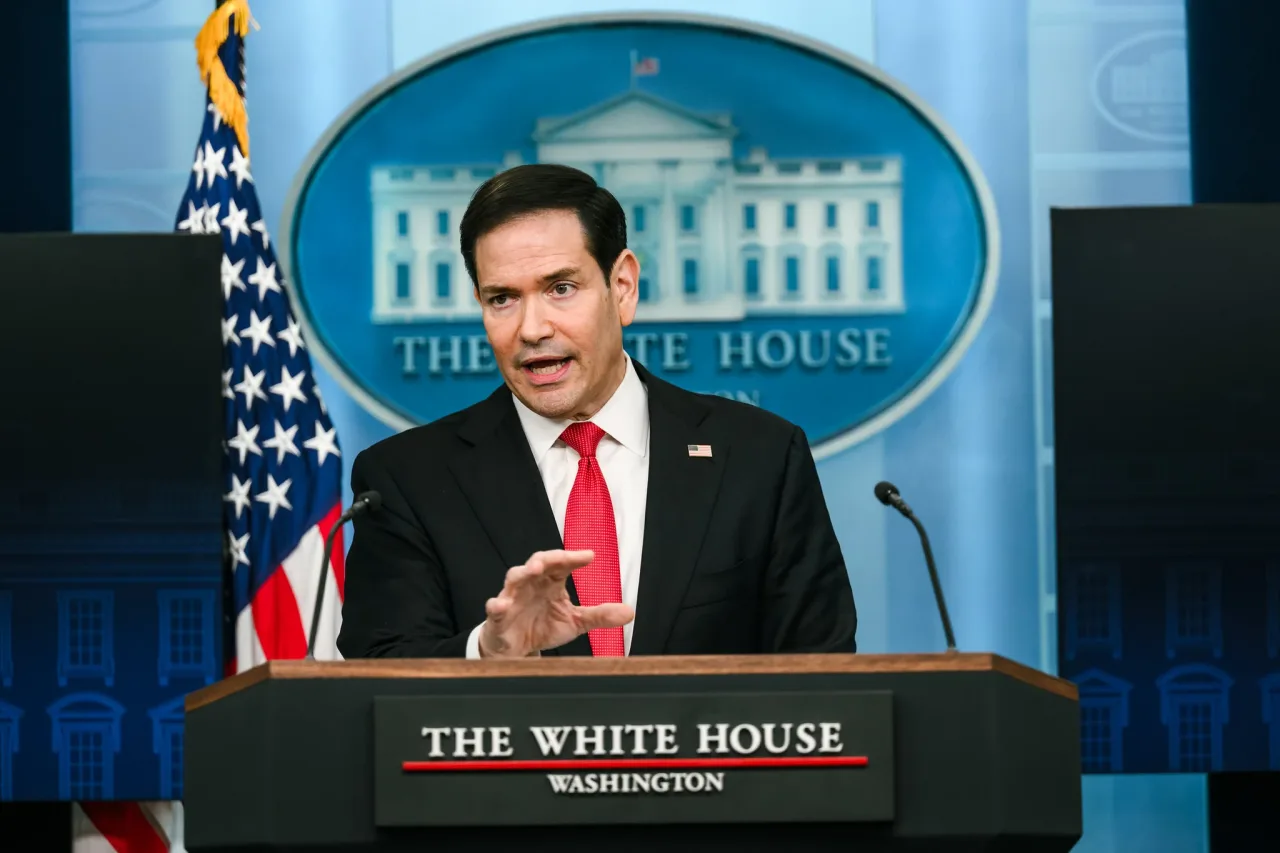 Rubio nega envolvimento direto dos EUA na fuga de Flávio