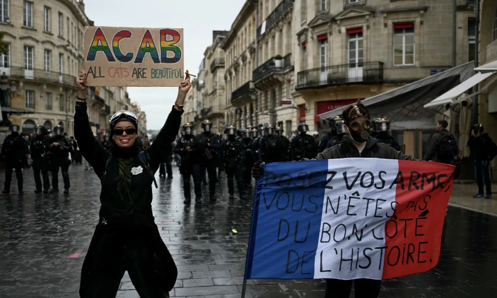 França tem nova onda de protestos sob forte esquema de segurança