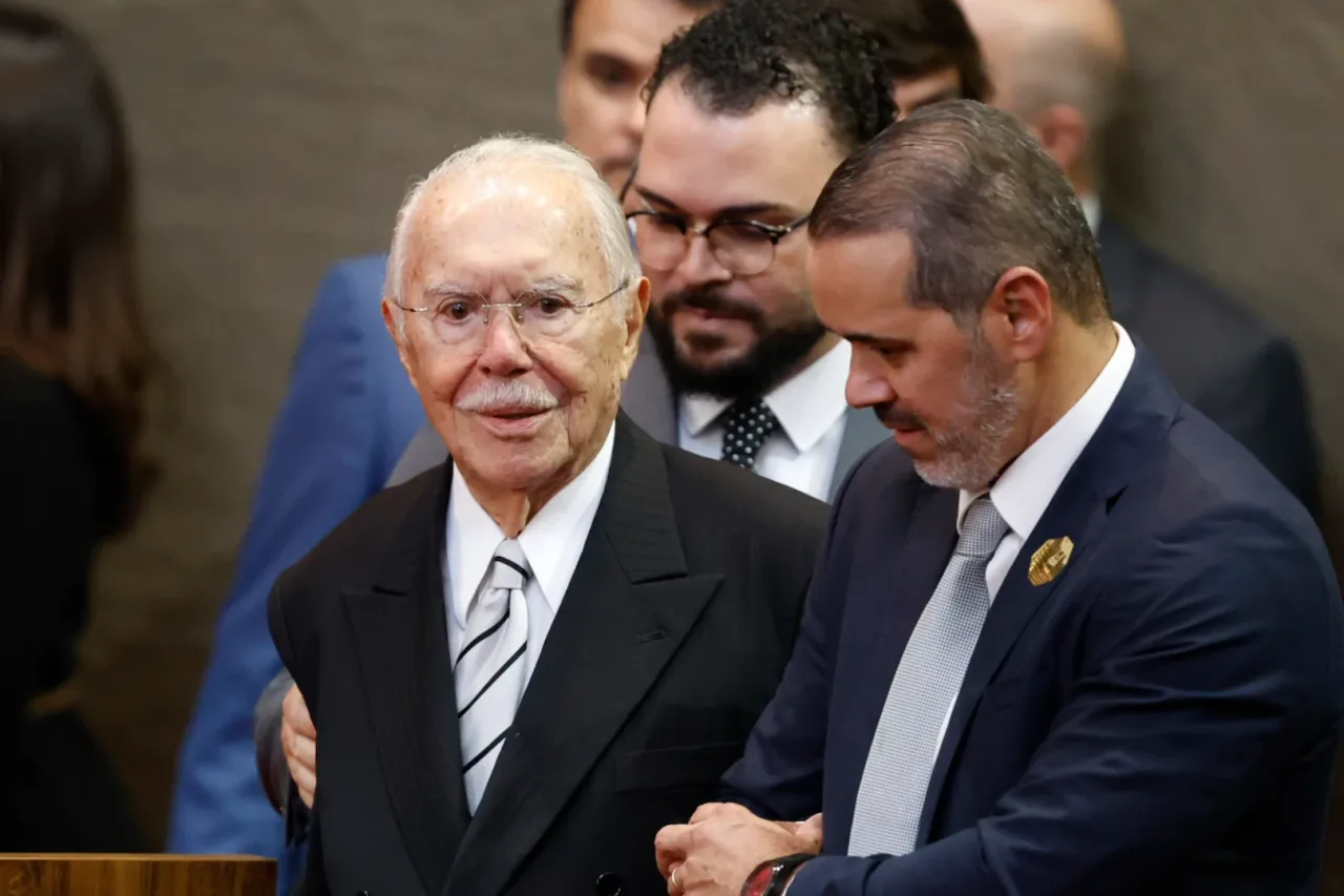Sarney exalta eleições diretas e convoca para o voto