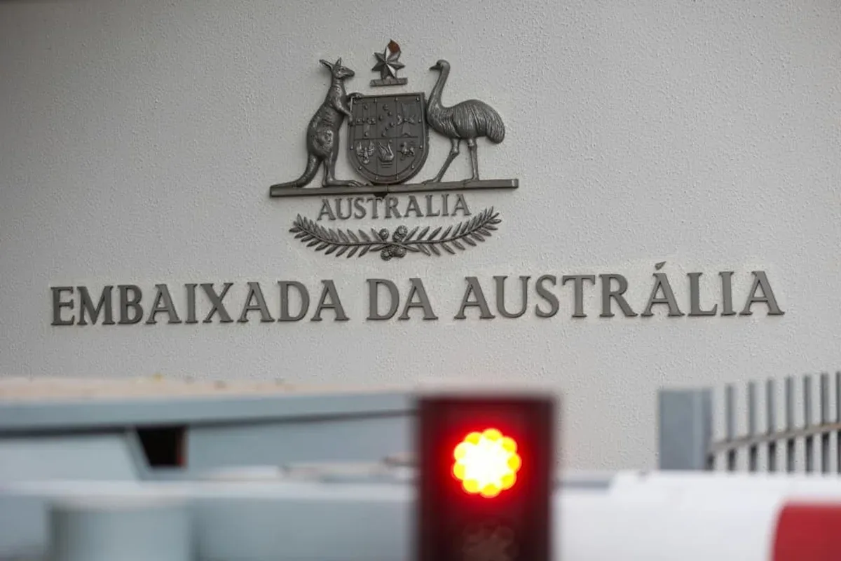 Austrália fala em "terrorismo" e "crimes violentos" ao fechar embaixada
