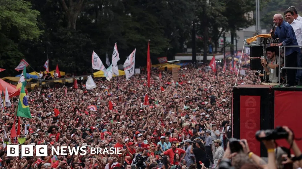 Manifestações de rua podem mudar os rumos do segundo turno?