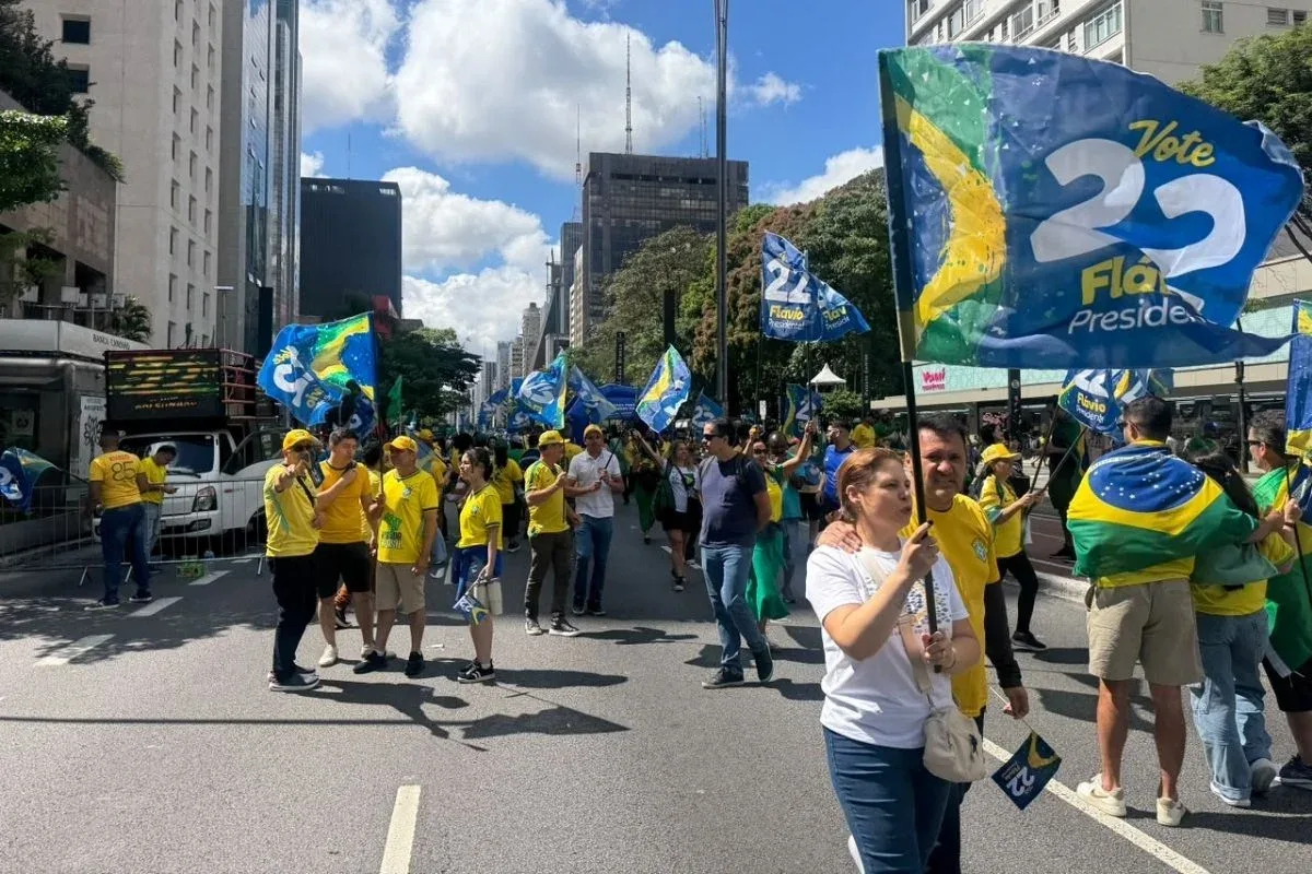Bolsonarista a mulher: "Tem que mandar pro Nordeste. Vai morrer de fome lá"
