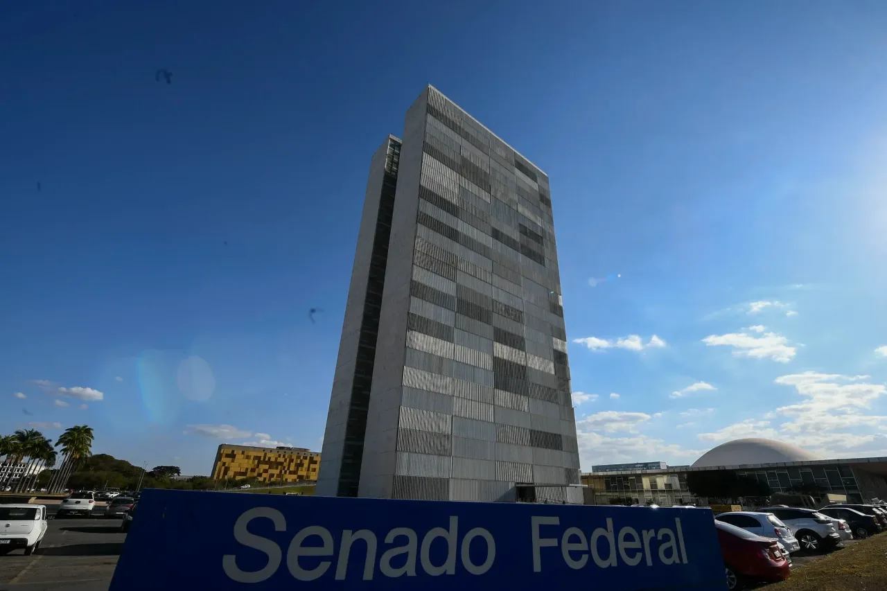 Pesquisa Futura: Helder, Éder Mauro e Chicão lideram corrida ao Senado no Pará