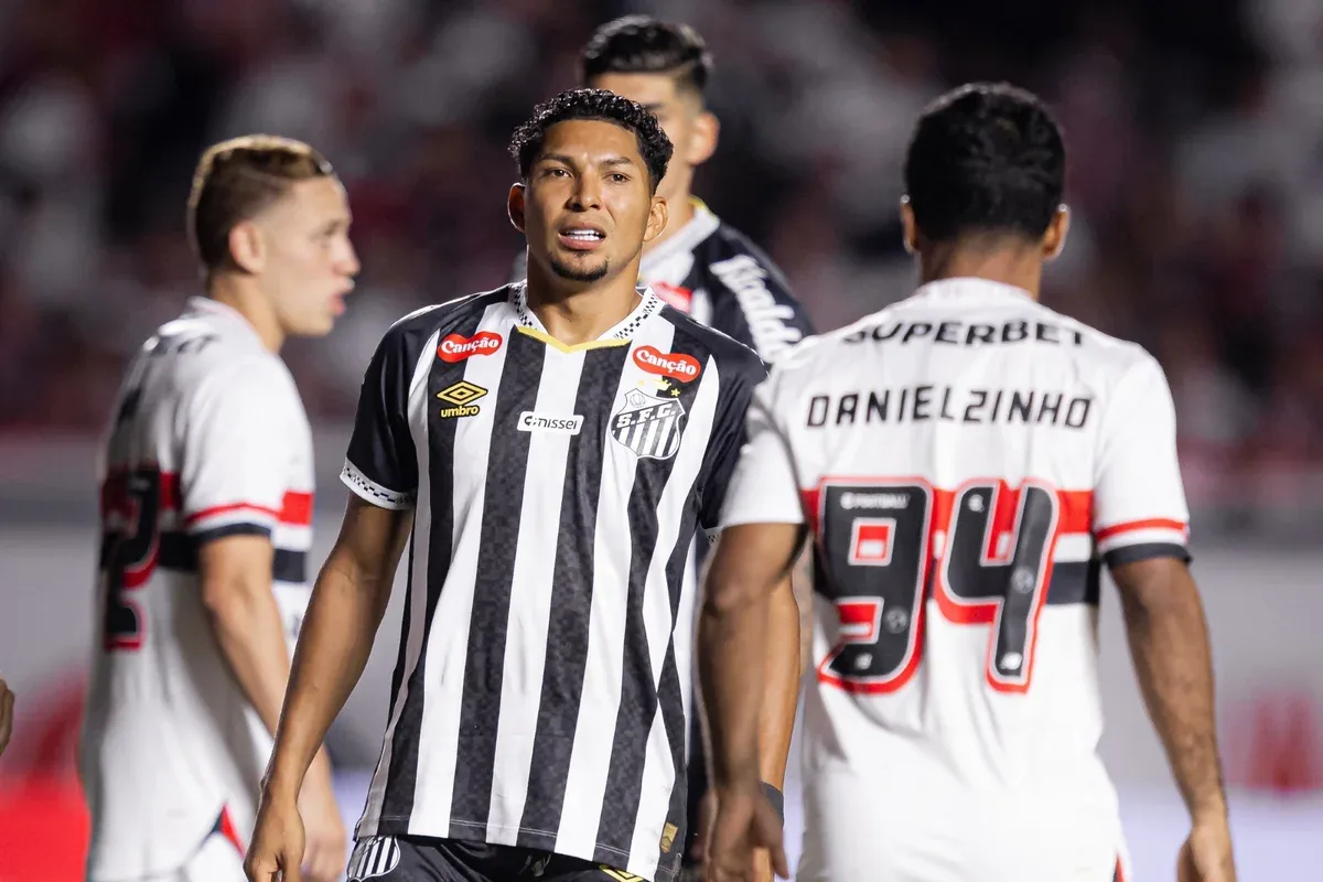 Brasileirão: São Paulo defende tabu de 6 anos em clássico contra o Santos
