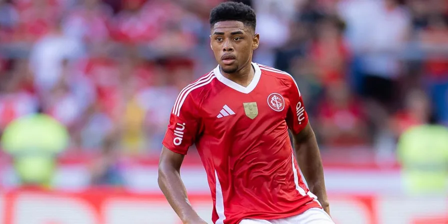 Zagueiro maranhense Victor Gabriel tem pena convertida e pode jogar o Gre-Nal