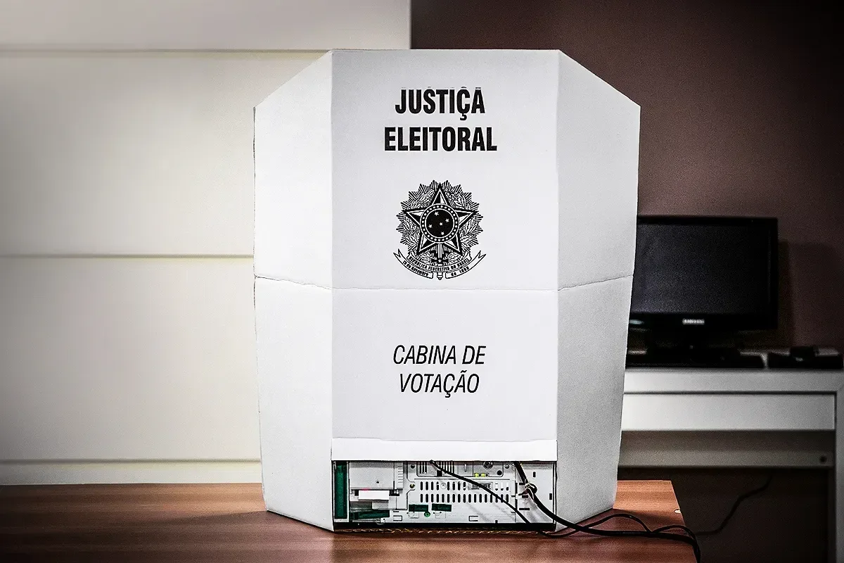 Quantos números preciso digitar na urna em 2026?