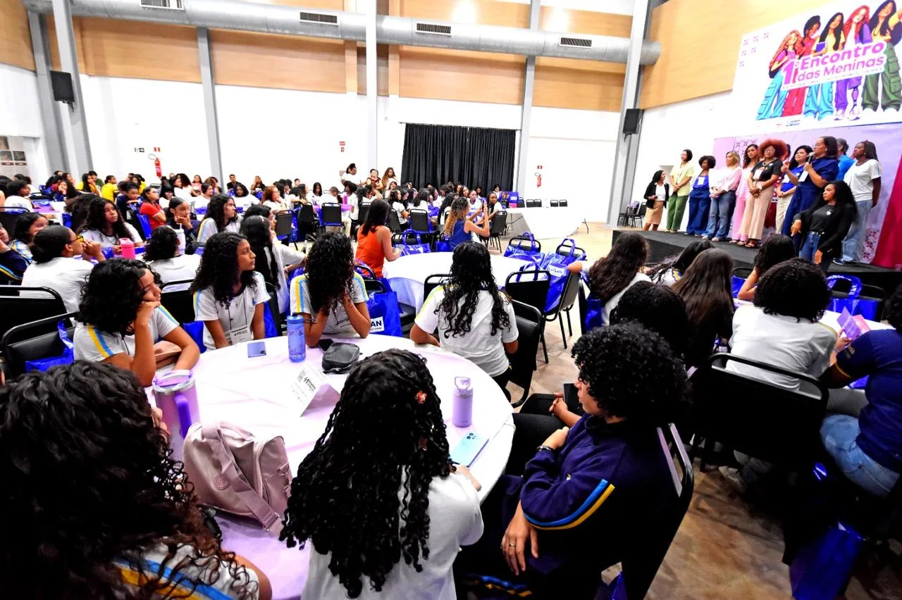 1º Encontro das Meninas de São Luís debate direitos, protagonismo juvenil e participação nas políticas públicas