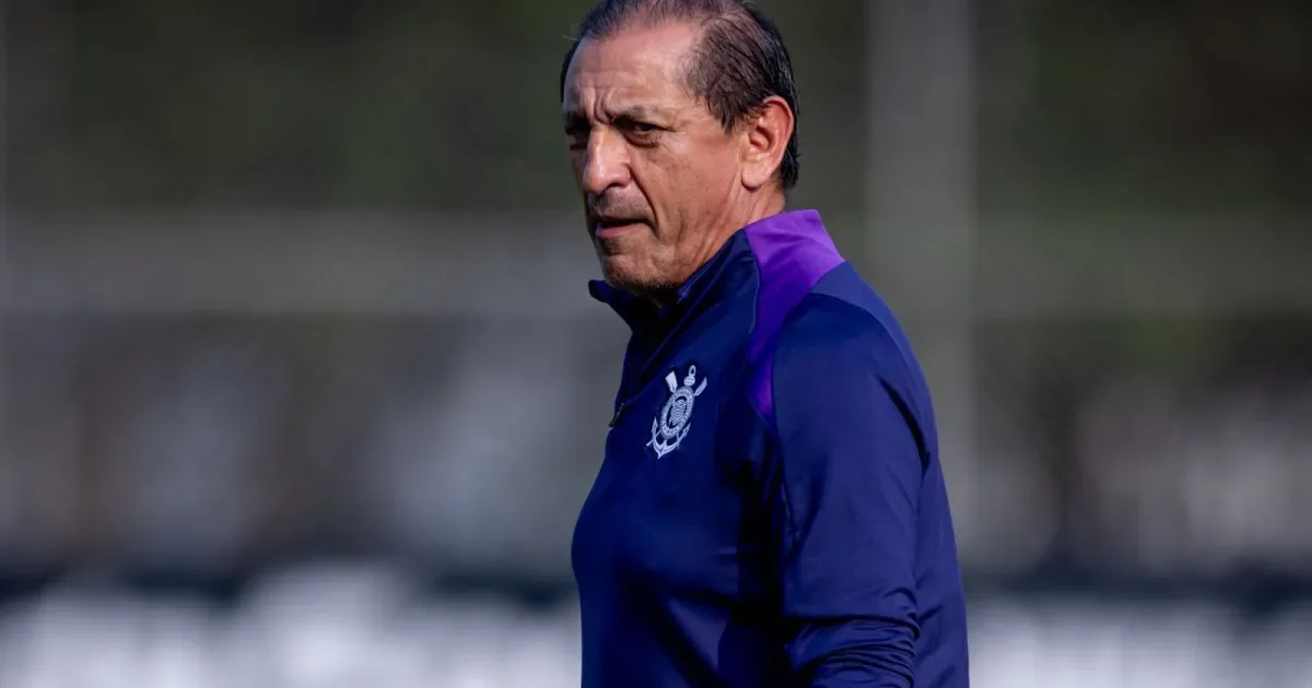 Após demitir Diniz, Corinthians coloca Ramón Díaz como “plano A”