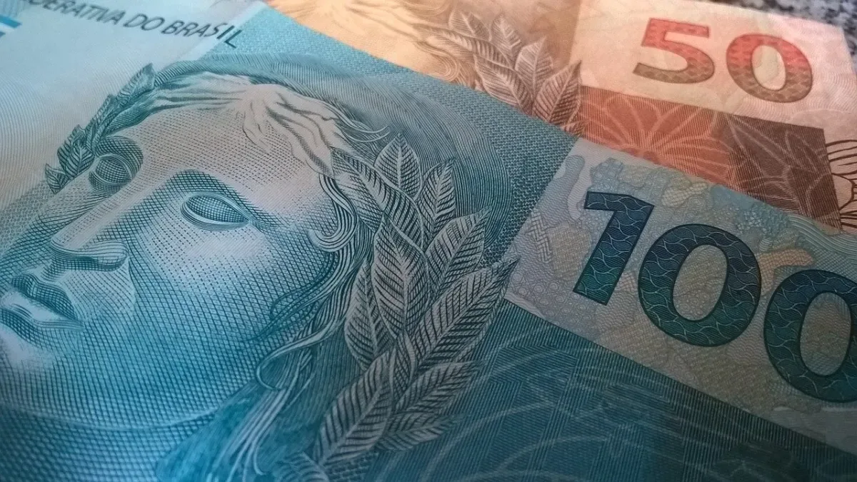 Precisamos de reformas para controlar trajetória da dívida, diz economista