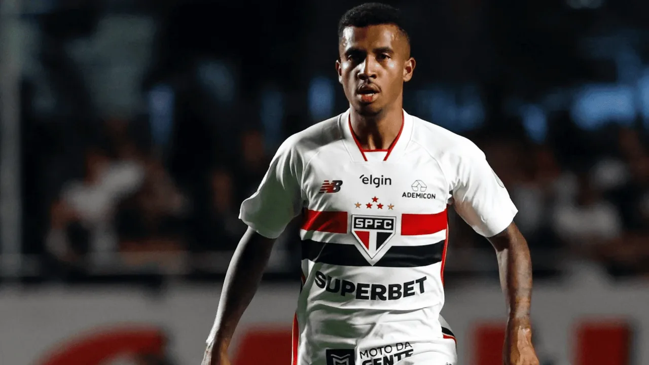São Paulo e Fluminense trocam marca de bet por Superscore