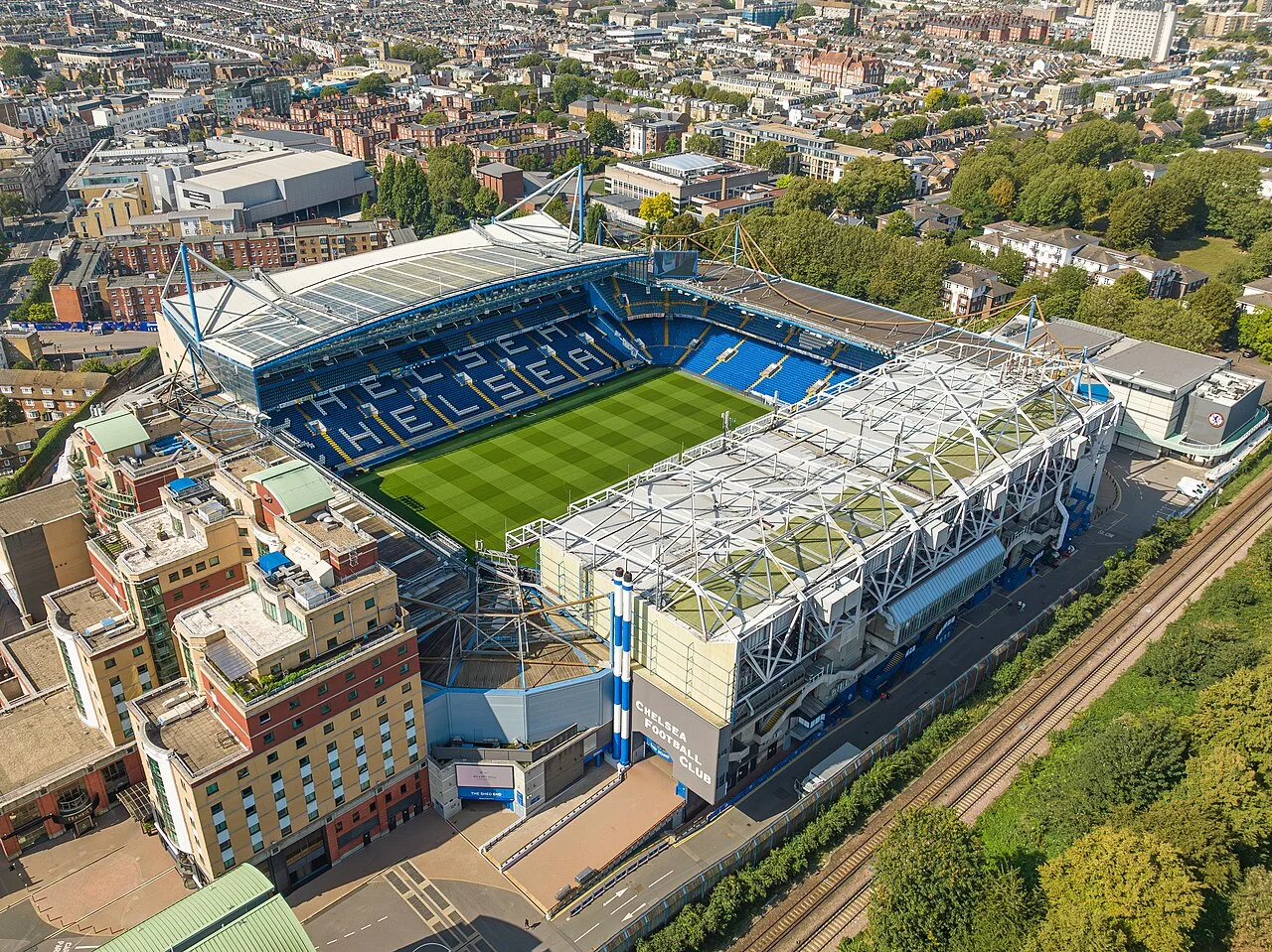 Por que o Shakhtar jogará no estádio do Chelsea na Champions?