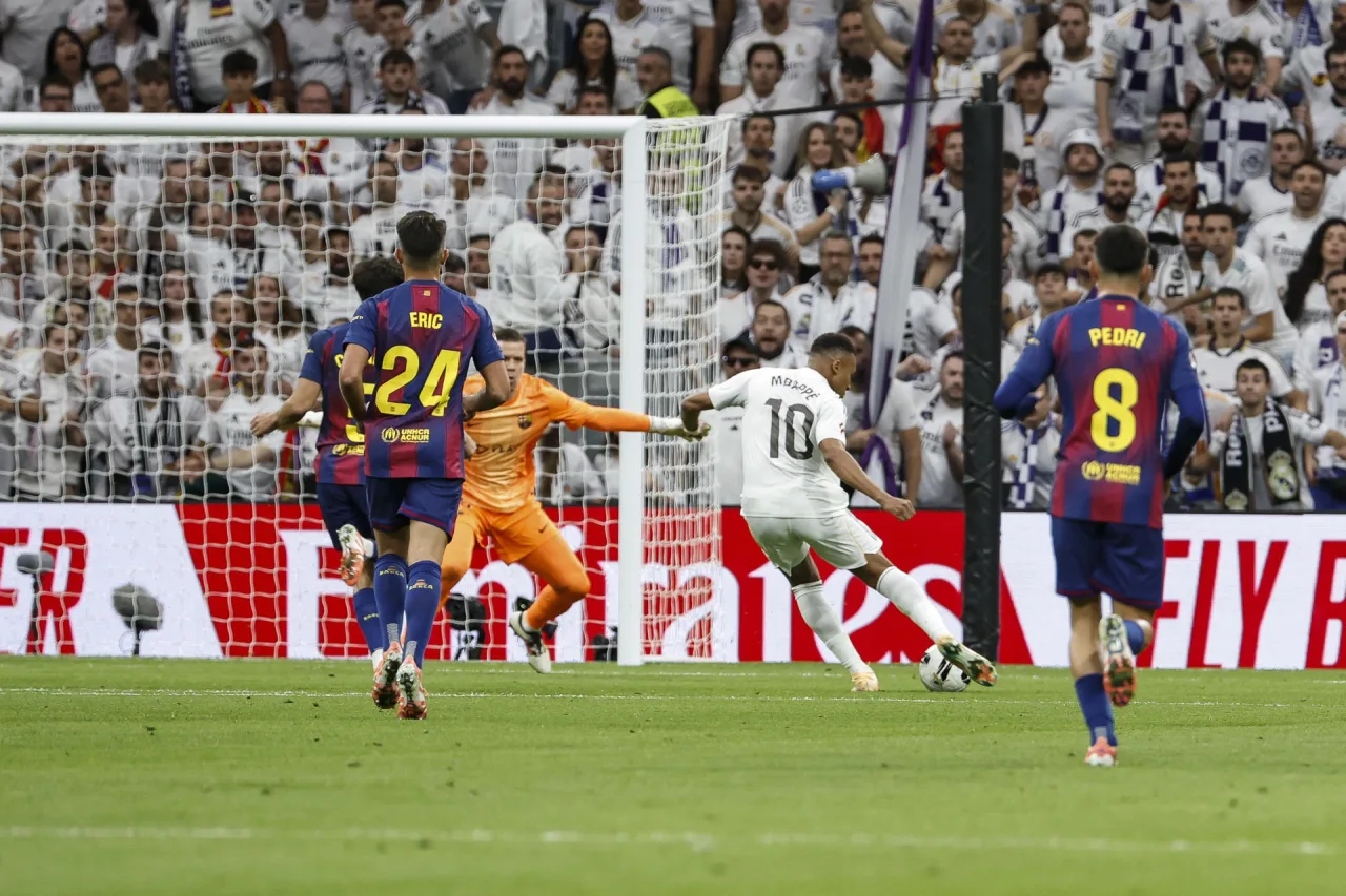 O alcance global do El Clásico: emissoras do mundo todo chegam a Barcelona