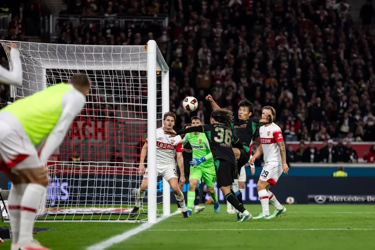 Depois de seis derrotas, Mönchegladbach vence a primeira na Bundesliga