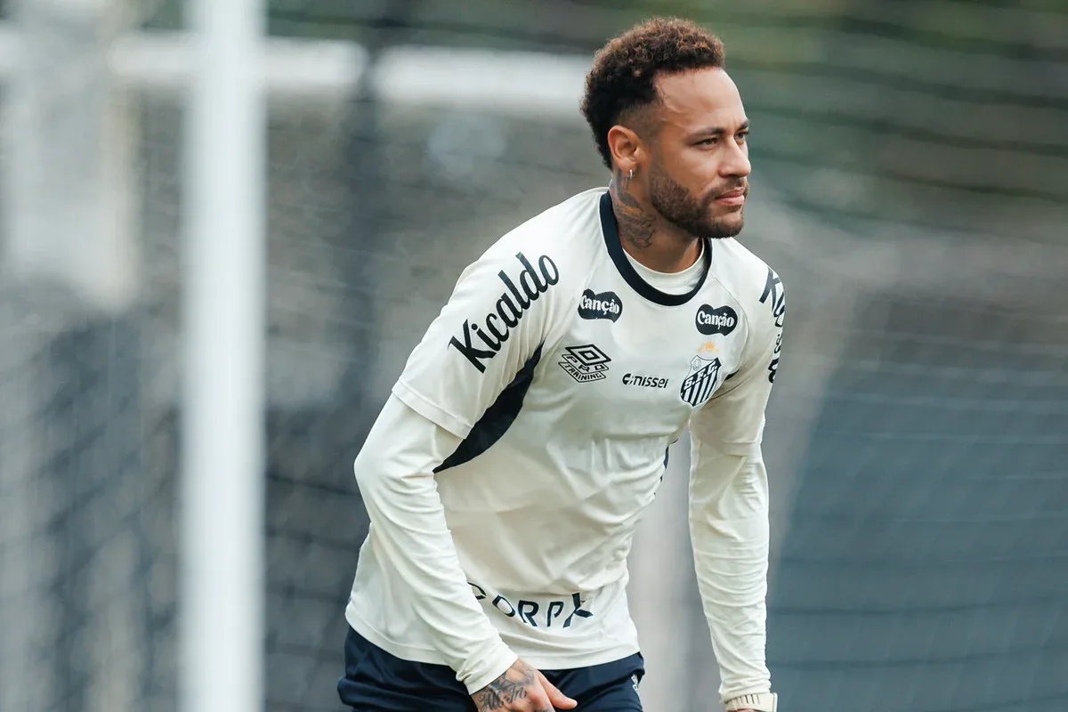 Com volta de Neymar, Santos divulga relacionados para enfrentar o Flamengo
