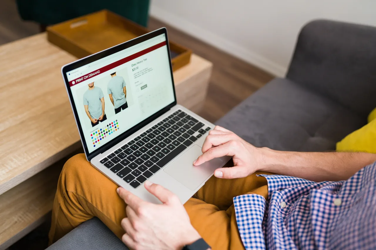 O jeito de comprar pela internet está mudando. E a IA está por trás disso