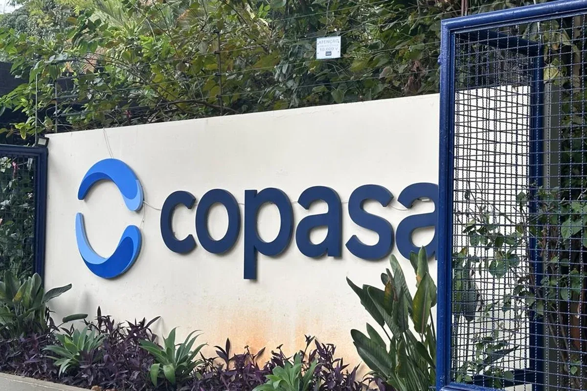Com bairros sem água, cidade mineira "rompe" contrato com a Copasa