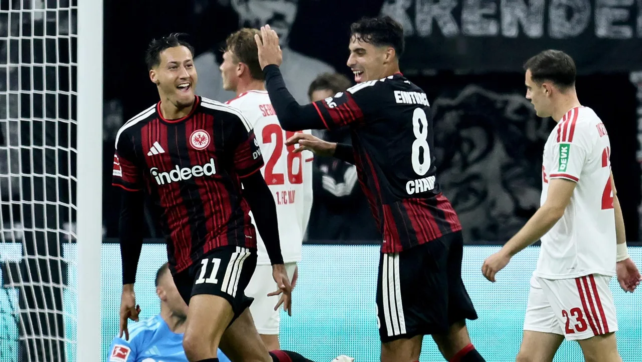 Eintracht Frankfurt vence o Colônia com gol na etapa final
