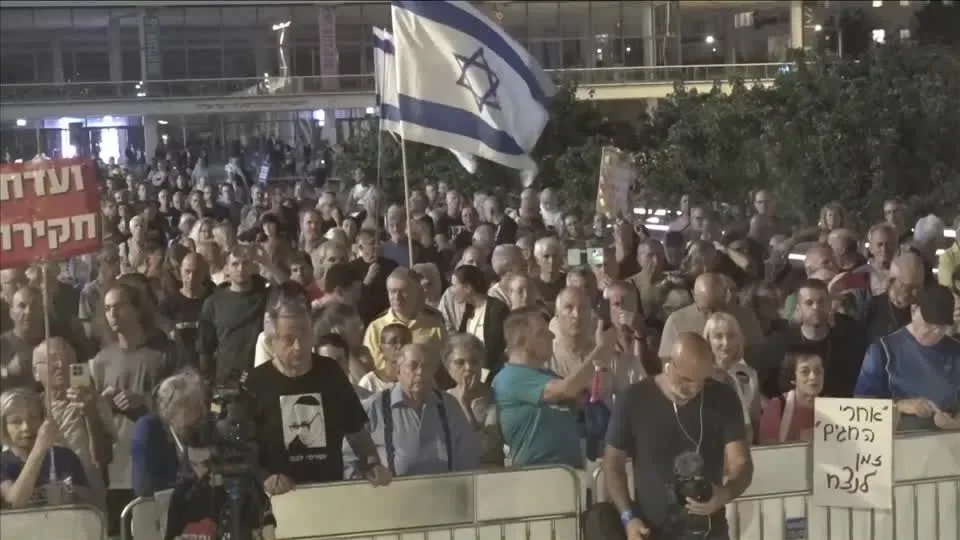 Forças israelenses e colonos atacam colheita de azeitonas na Cisjordânia