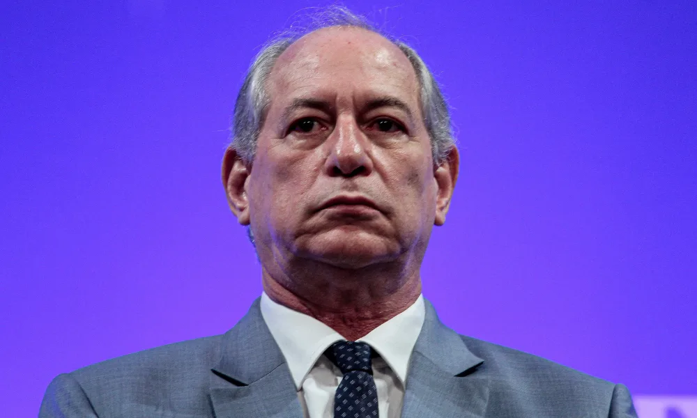 Ciro Gomes diz que vai contestar na Justiça derrota para Elmano nas eleições do CE
