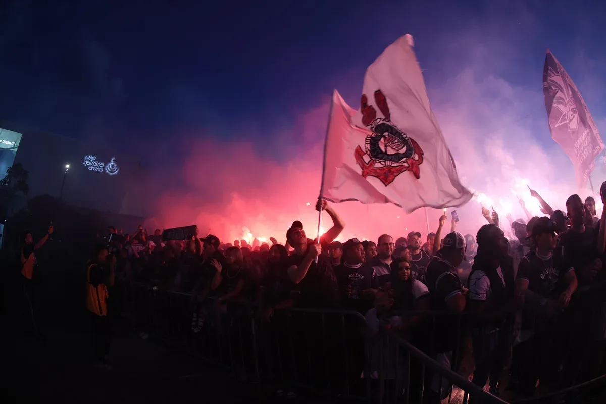 Corinthians: Justiça suspende divulgação do patrocínio de sites adultos