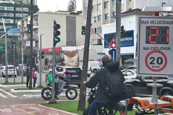 Faria Lima concentra abordagem a bike elétrica na 1ª semana de fiscalização