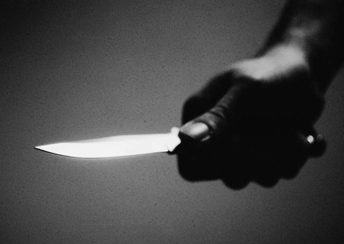 Mulher é esfaqueada pela amante do marido, que é ex-concunhada da vítima