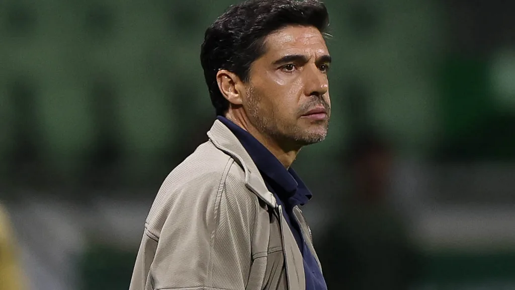 Baptista diz que arbitragem prejudicou o Internacional contra o Fluminense