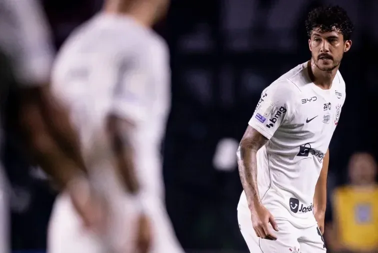 Corinthians vê risco de rebaixamento subir após derrota para o Vasco; veja cenários do Z-4