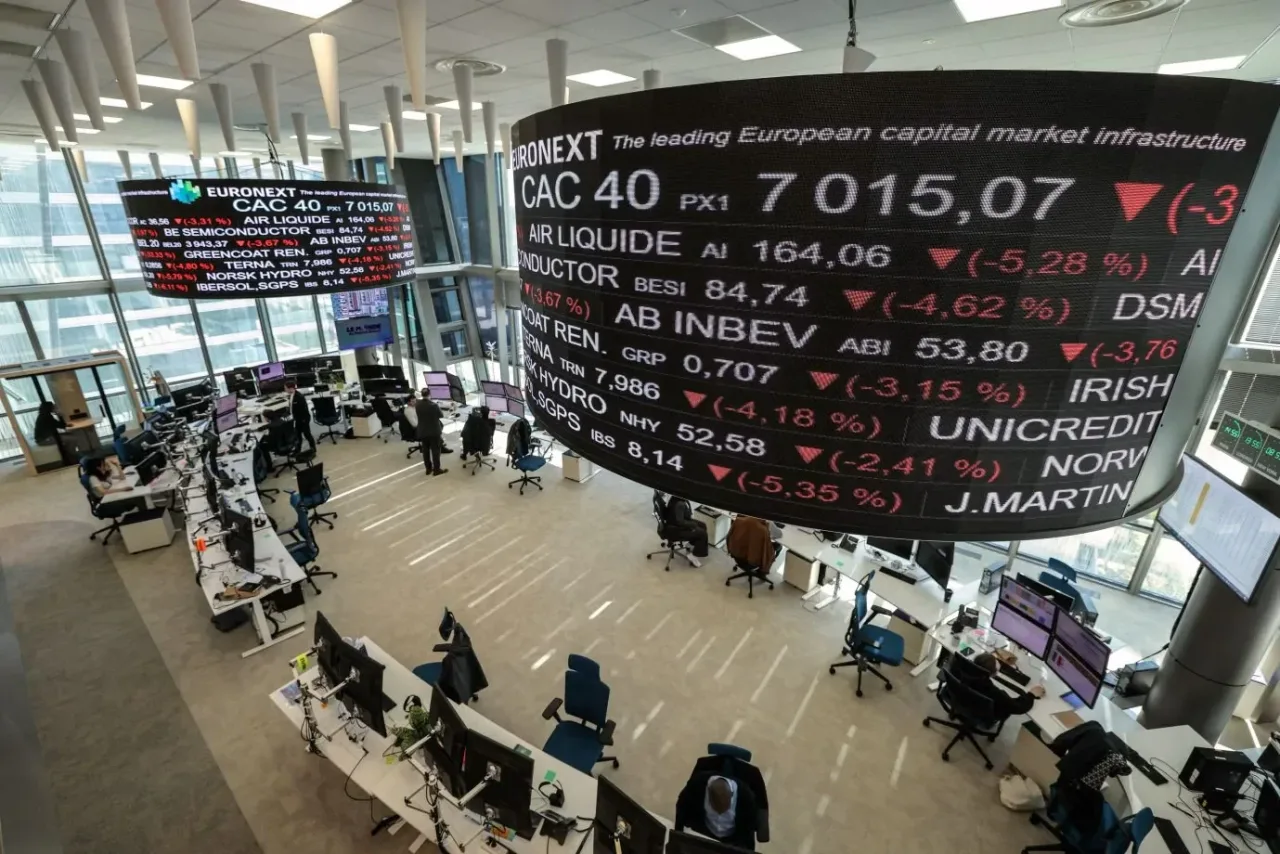 Prévia do PIB, inflação na Europa e produção industrial dos EUA: o que move os mercados