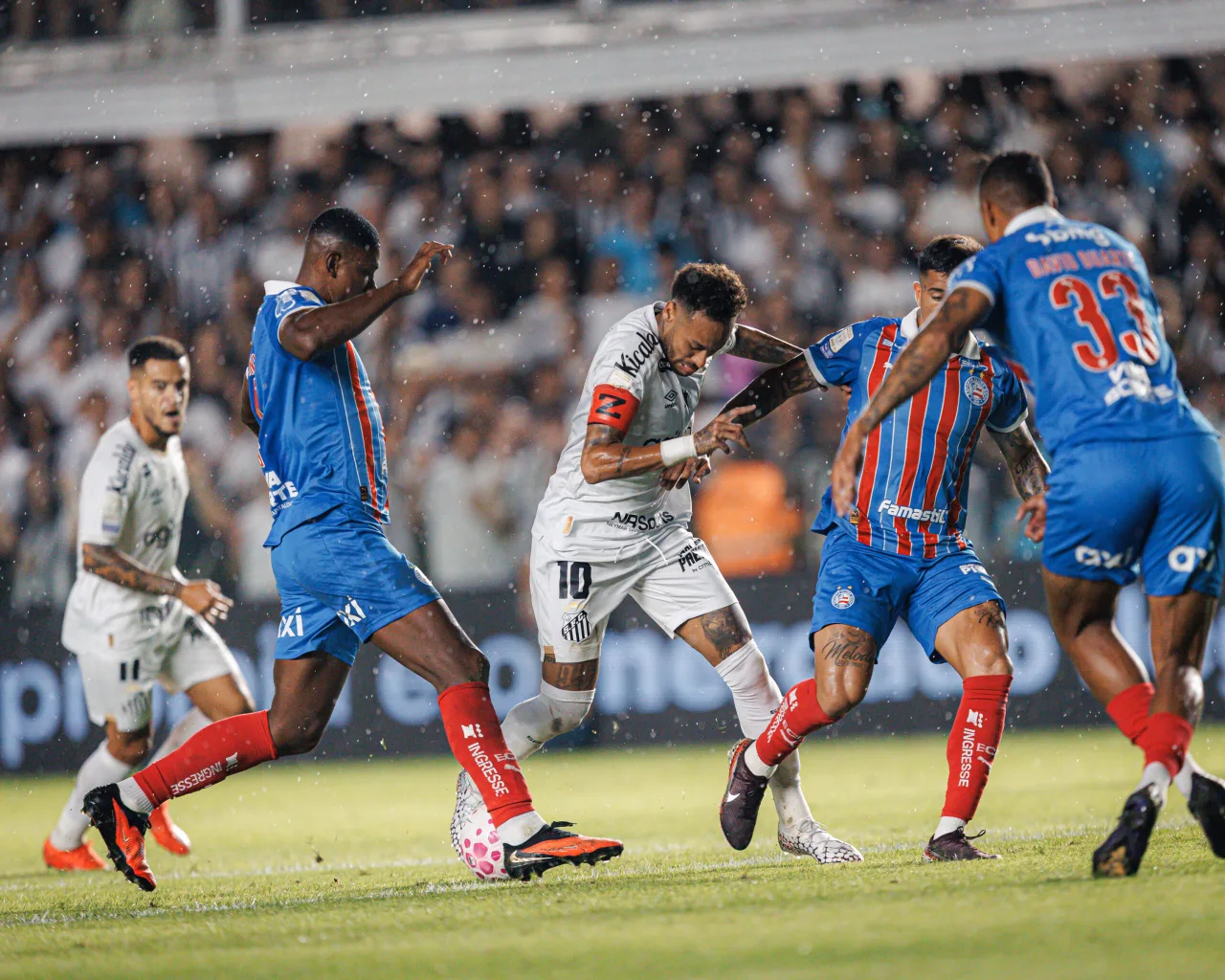 Áudio do VAR detalha expulsão de Neymar em Santos x Bahia; veja