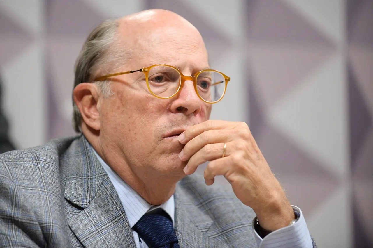 Votar em Flávio é “desamor à democracia”, diz Reale Júnior