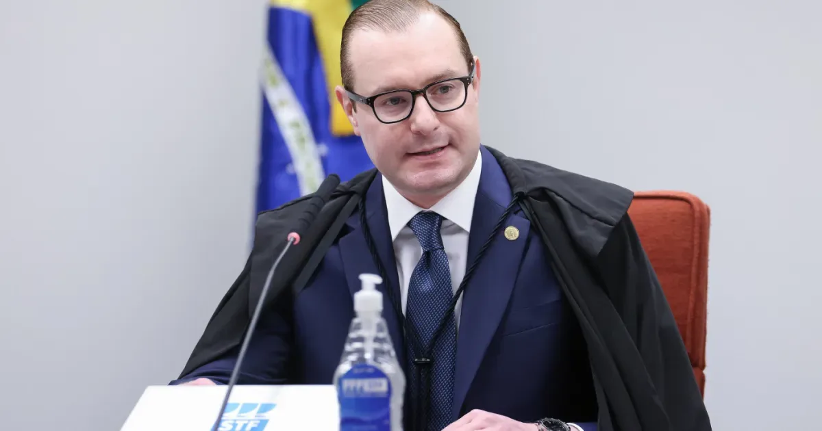 Zanin determina prorrogação do horário da votação até 19h